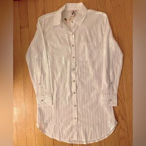 VICTORIAS SECRET WOMEN’S Striped Button Down Blouse Long Sleeved collar Top